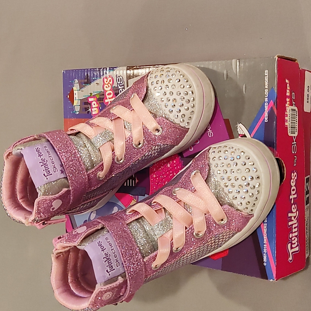 Girls shoes